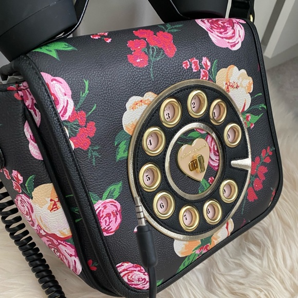 Betsey Johnson working telephone purse - Picture 4 of 12